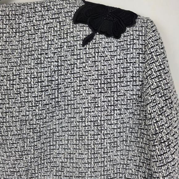 Karl Lagerfeld Paris Tweed Jacket with Contrast Appliques & Pearl Drops, Size 8 - Picture 2 of 12